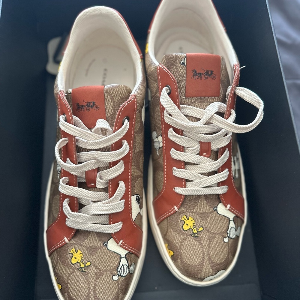Coach X Peanuts Clip Low Top Sneaker - Picture 4 of 7
